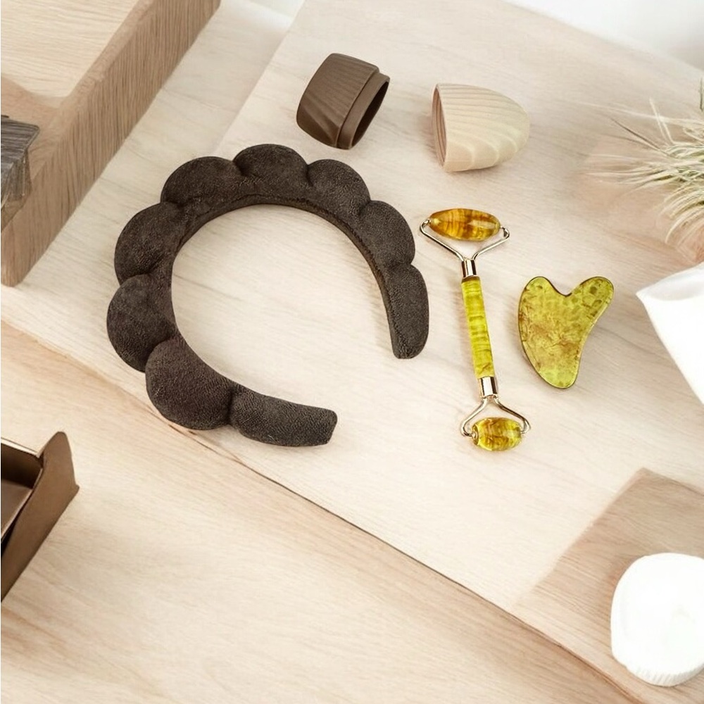New 4 piece face cleansing tool set